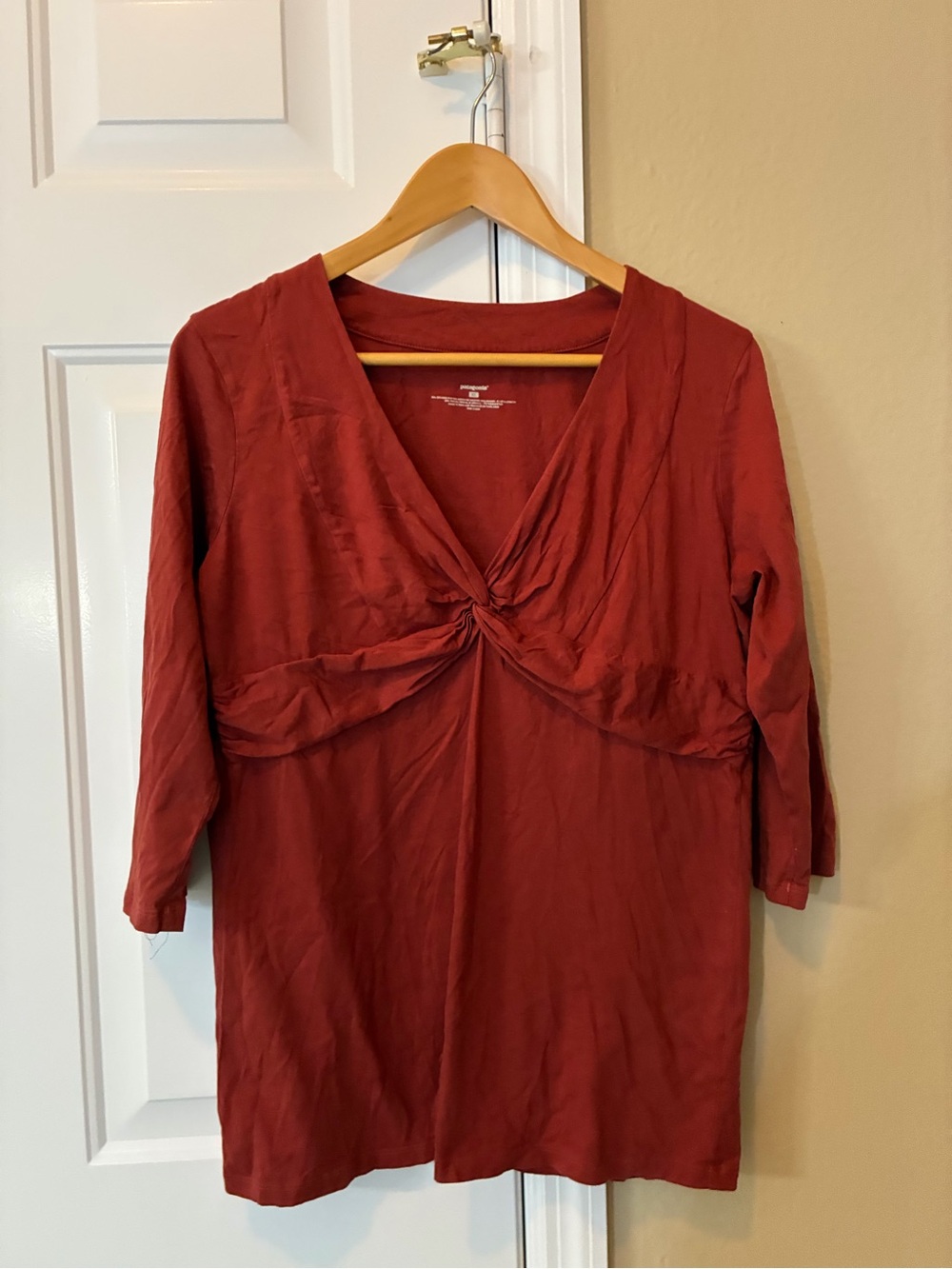 Women’s Patagonia Twist-Front 3/4 Sleeve Top in Rust, XL Organic Cotton